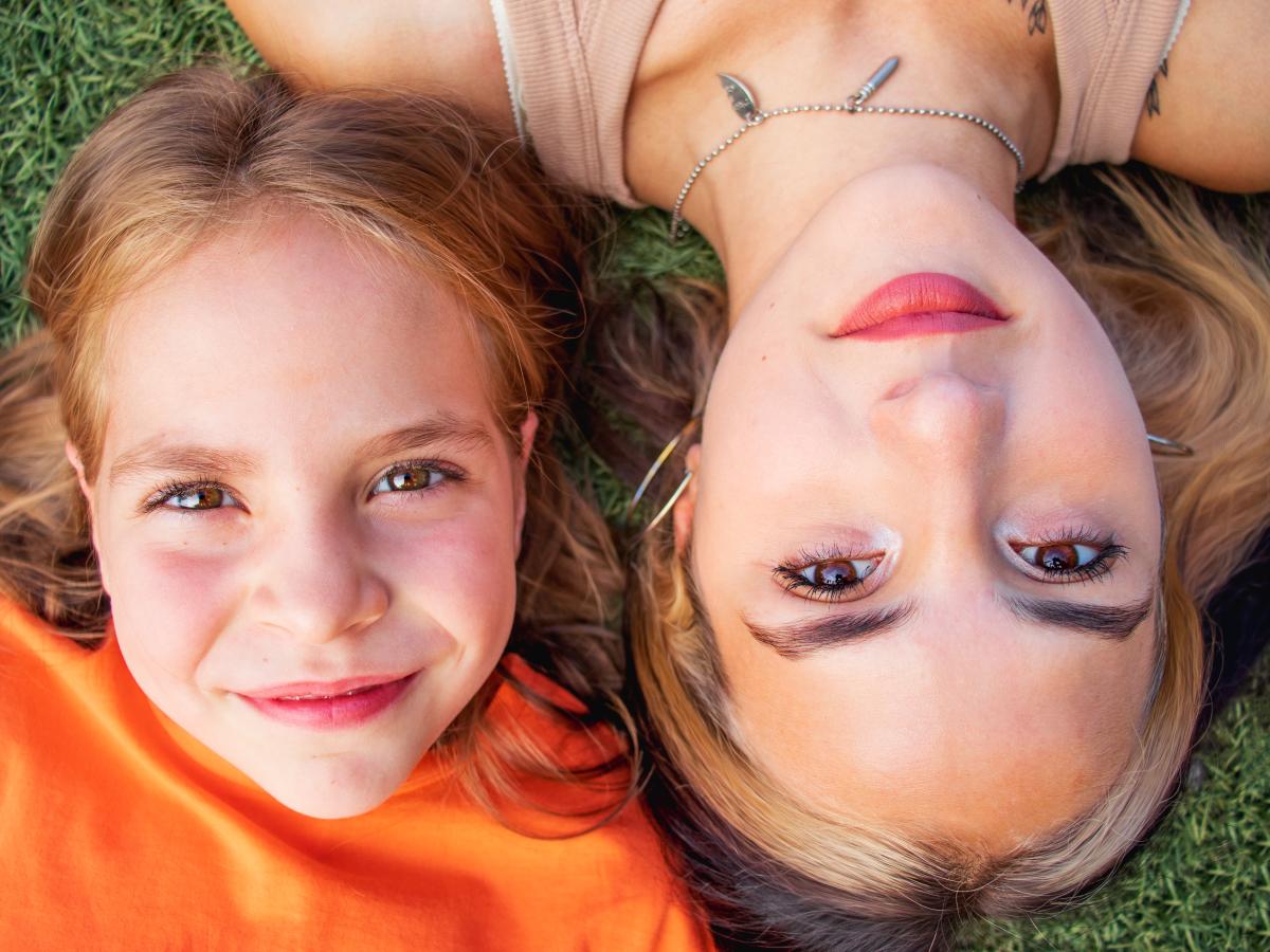 Arta de a fi un părinte grozav: 5 obiceiuri ale părinților care reușesc natural. Sfaturi minunate din experiența unui psihanalist, mamă și bunică / FOTO: freepik.com @EyeEm