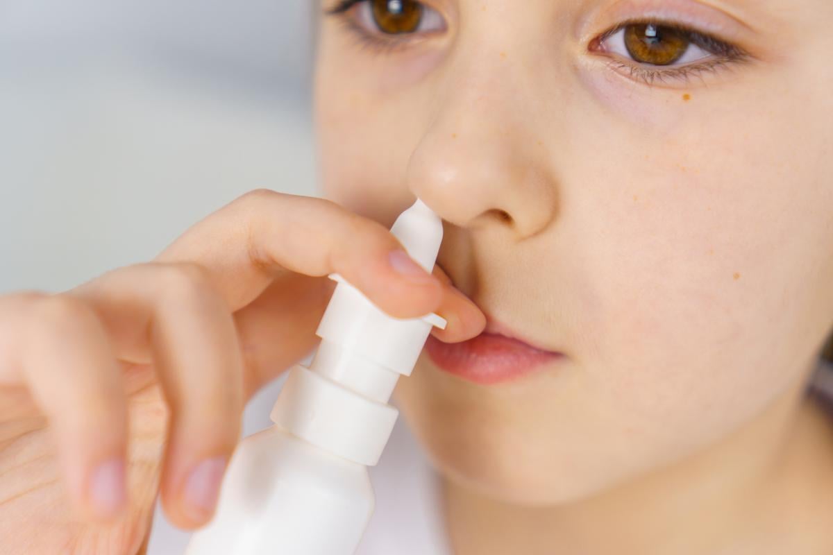 Cât de bun e vaccinul antigripal intranazal spray pentru copii și adolescenți? Prof. univ. dr. Doina-Anca Pleșca: „Noi trebuie să ne informăm familiile” / FOTO: freepik.com @vkrasnovphoto