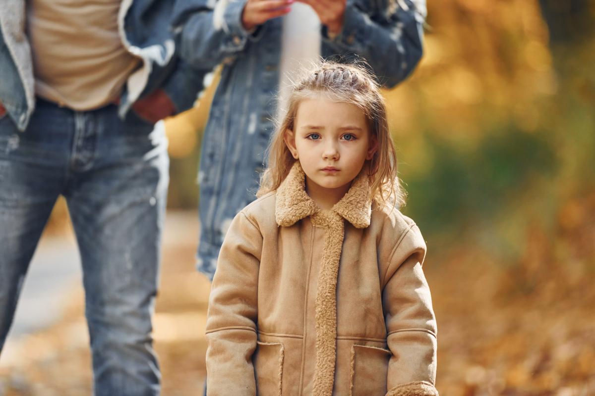 Cele două cuvinte pe care părinții le uită adesea, dar pe care copiii au nevoie să le audă, potrivit unui expert / FOTO: freepik.com @standret