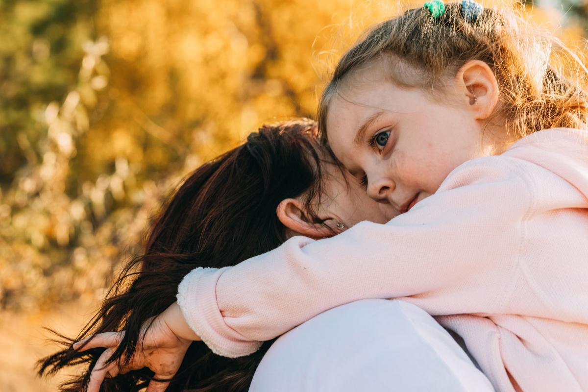 Tehnica parentală pe care ar trebui să o încerci chiar în acest weekend cu copilul tău, potrivit unui psiholog: „Modelează literalmente dezvoltarea creierului lor” / FOTO: freepik.com @EyeEm
