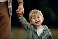 „Am lucrat cu peste 1.000 de copii. Expresia nr. 1 pentru a-ți valida copilul la orice vârstă!” Este un „instrument puternic”, conform unui expert în parenting / FOTO: freepik.com @Katyagorphoto