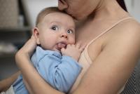 De ce nu e bine să săruți un nou-născut: virusul ascuns care îi poate pune viața în pericol / FOTO: Freepik.com@freepik