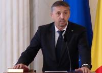 Moţiune Educaţie: Ministrul Daniel David propune un pact pe zece ani pentru educație și cercetare / FOTO: Facebook @Ministerul Educației
