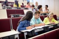 Numărul studenților la licență a crescut în ultimul an. Care sunt facultățile preferate / FOTO: Freepik.com@syda_productions