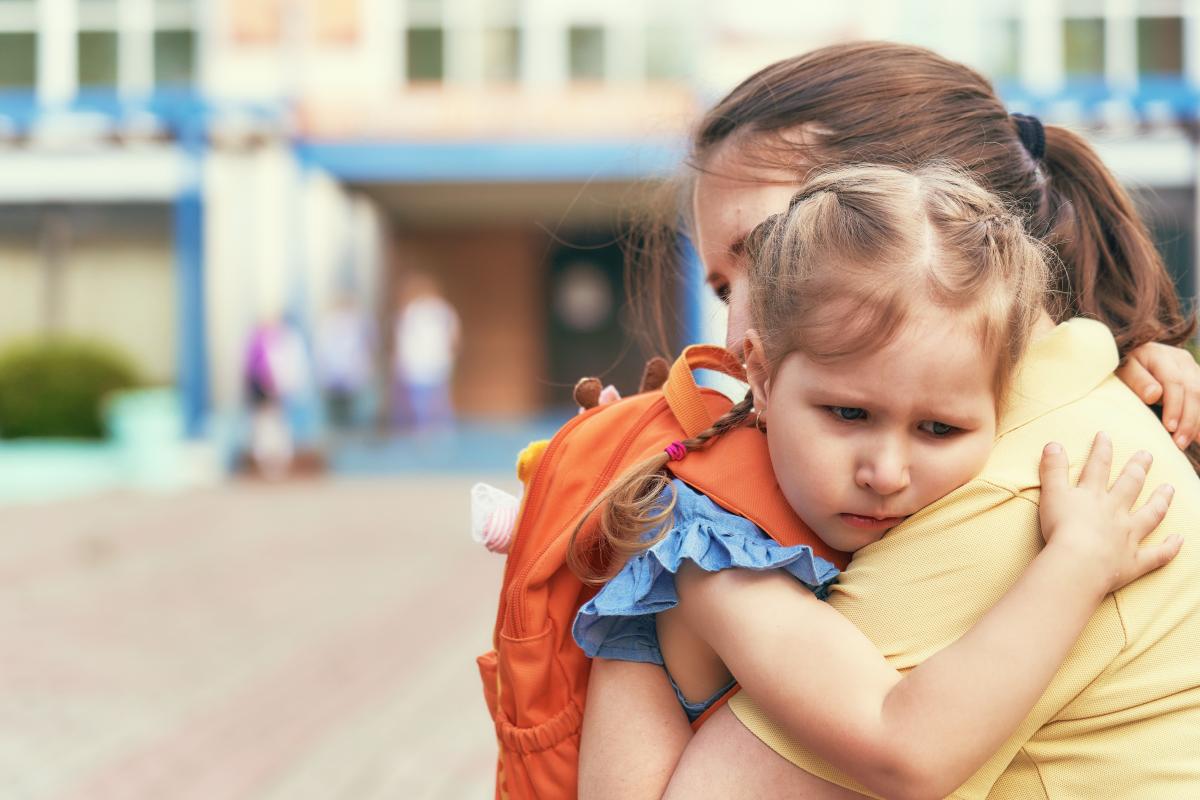 Psiholog și expert parenting: „Există mame și tați care nu permit unei terțe persoane să corecteze comportamentul copiilor lor” / FOTO: freepik.com @standret