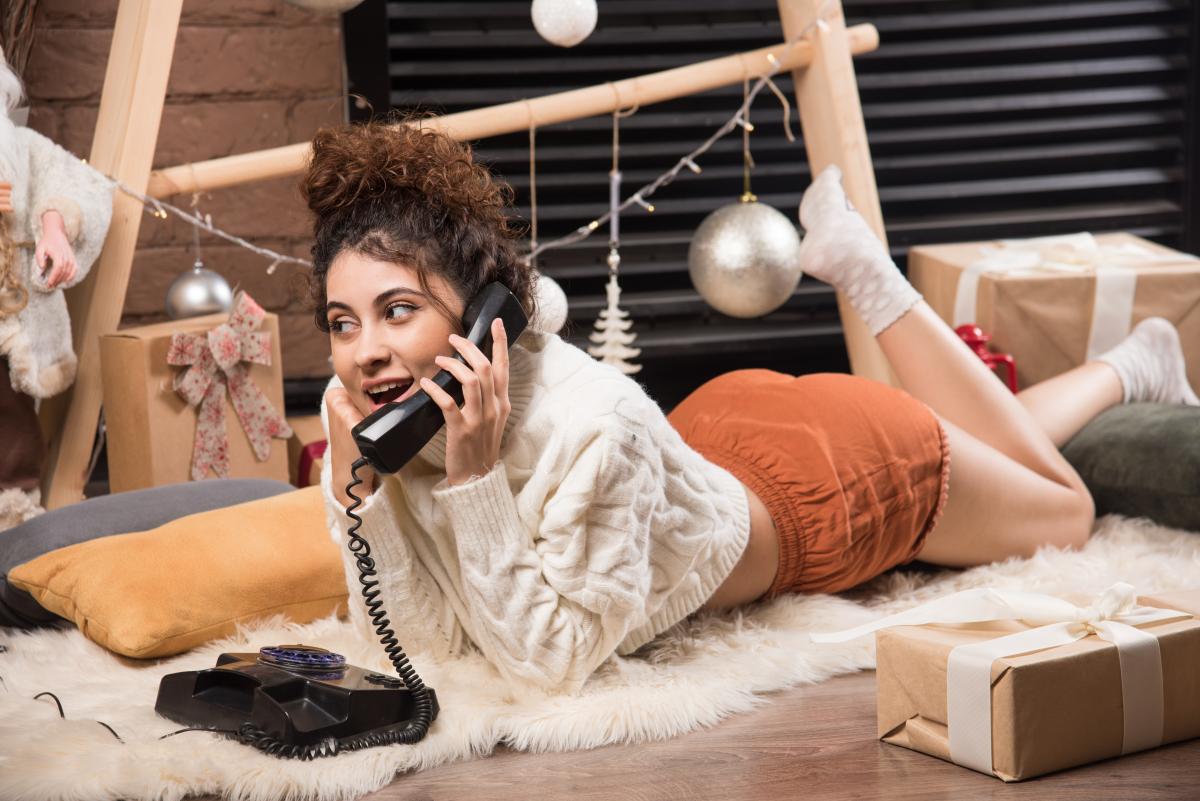 Anii ’90 se întorc: gadgeturile pe care generația Z le iubește din nou / FOTO: Freepik.com@ Azerbaijan_stockers
