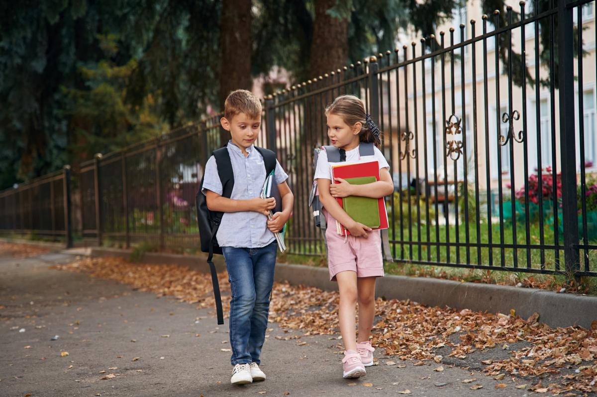 „E o schimbare alarmantă la generațiile de copii de azi!” Profesorii avertizează care sunt abilitățile de bază pe care mulți elevi nu le mai au / FOTO: freepik.com @standret