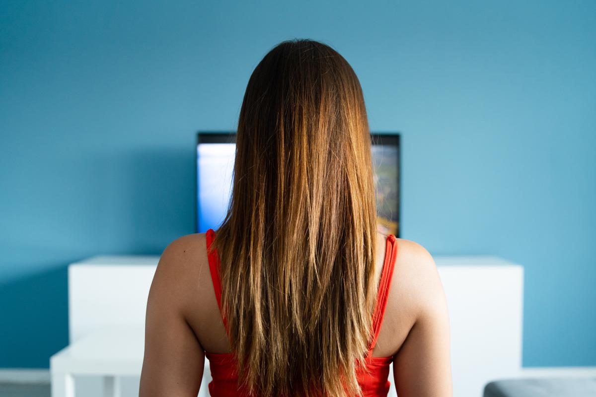Scandal la un liceu din Iași: o profesoară și-a dat demisia, după ce elevii au descoperit că făcea videochat / FOTO: freepik.com@eyeem