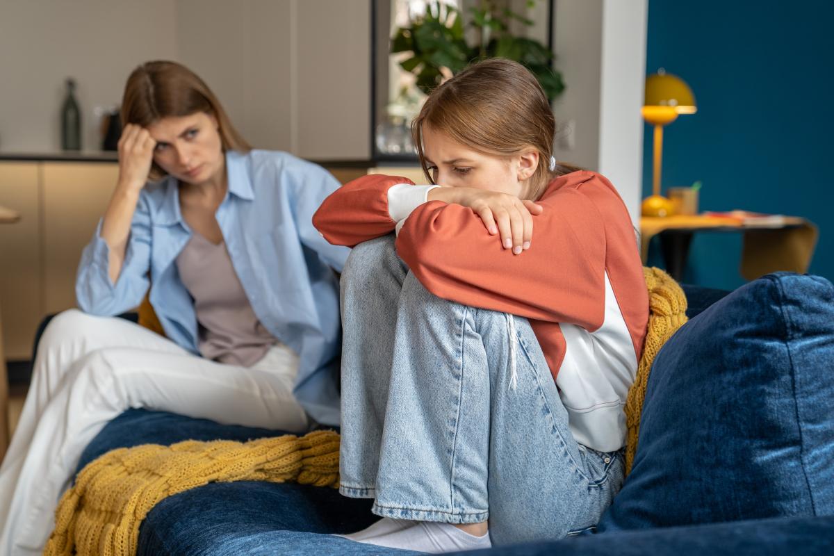 „Sunt mamă și psiholog. Cele cinci mesaje care pot schimba complet relația ta cu adolescentul după o ceartă”, conform unui celebru expert în parenting / FOTO: freepik.com @EyeEm