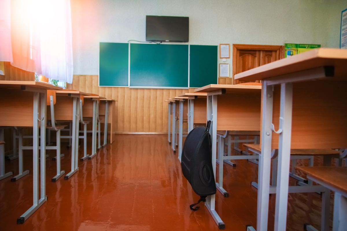 Toate școlile și grădinițele din București și județul Ilfov vor fi închise miercuri, 8 octombrie! / FOTO: freepik.com @kocamir