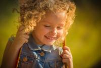 Ce fac părinții care cresc copii cu o minte puternică? Expert parenting: „Am analizat sute de relații. Iată cele 7 lucruri pe care le evită!” / FOTO: freepik.com @EyeEm