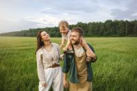 De ce un copil cu părinți imaturi emoțional devine un adult anxios și precaut / FOTO: freepik.com@freepik