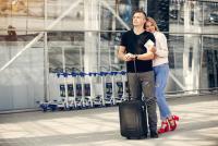 Pentru prima dată după mulți ani, tot mai mulți oameni aleg să se întoarcă în orașul natal / FOTO: freepik.com@prostooleh