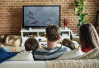 Seriale despre familii pe care trebuie să le vezi / FOTO: freepik.com @rawpixel.com