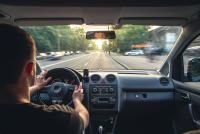 Spune-mi cum conduci ca să-ți spun cum ești! / FOTO: freepik.com@pvproductions
