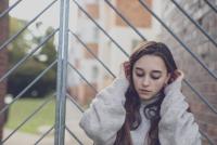 „Sunteţi extrem de expuşi!” Avertismentul unui procuror DIICOT pentru copii și adolescenți: „De la 14 ani răspundeţi penal pentru droguri, pedepsele s-au modificat” / FOTO: freepik.com @EyeEm