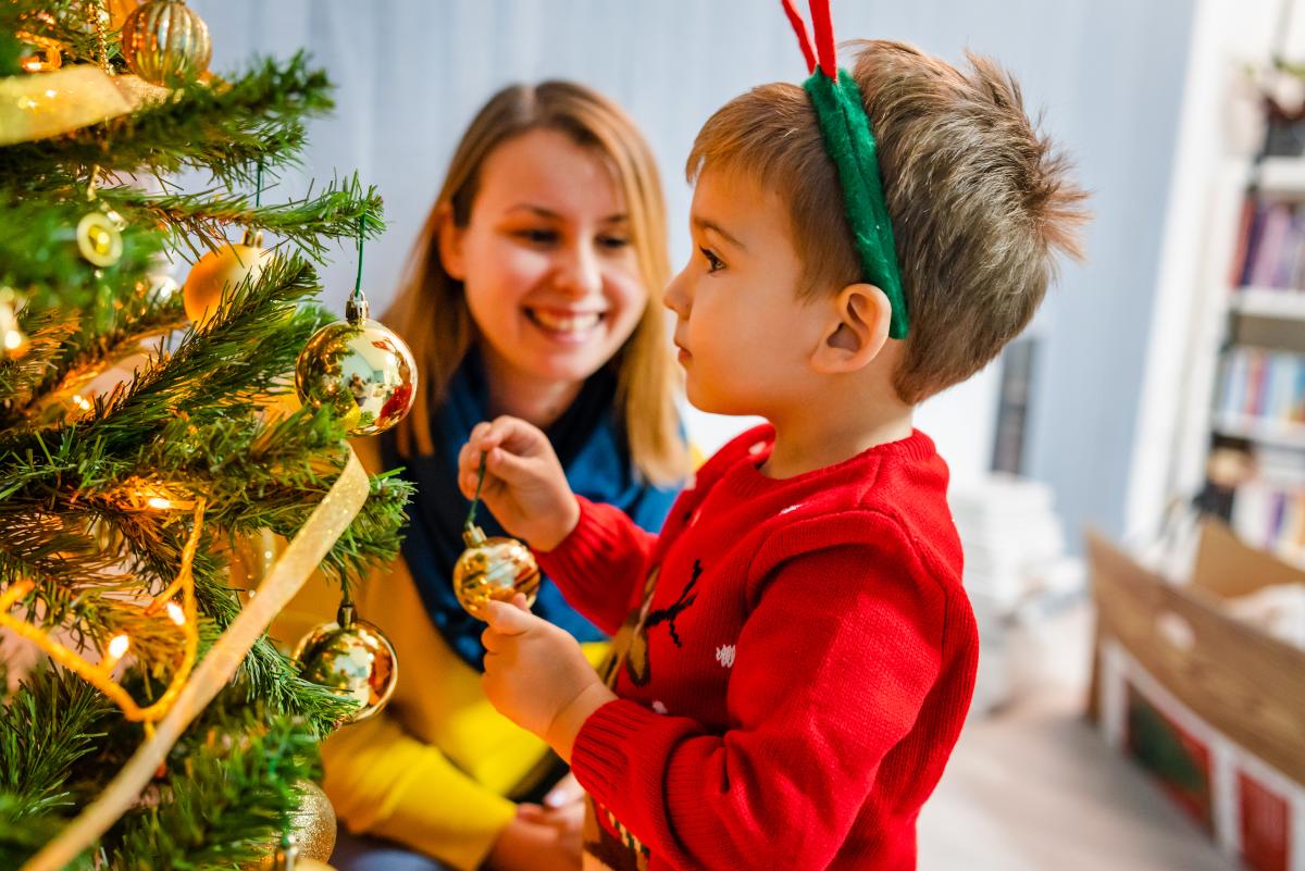 Ce înseamnă, din punct de vedere psihologic, când oamenii își decorează casele mai devreme de Crăciun / FOTO: freepik.com @EyeEm