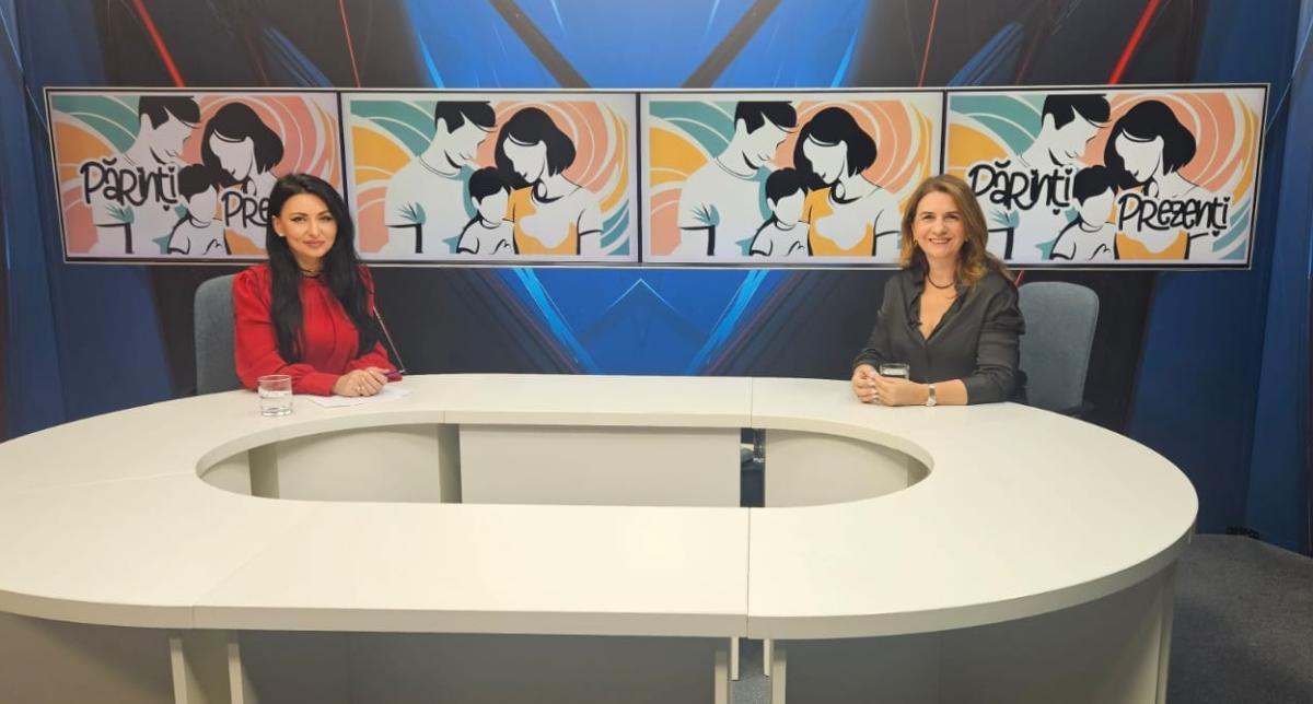 Copilăria în „fabrica de performanță”. Mamele perfecționiste și prețul invizibil plătit de copii. Daniela Gavankar, la Părinți Prezenți / FOTO: Părinți și Pitici