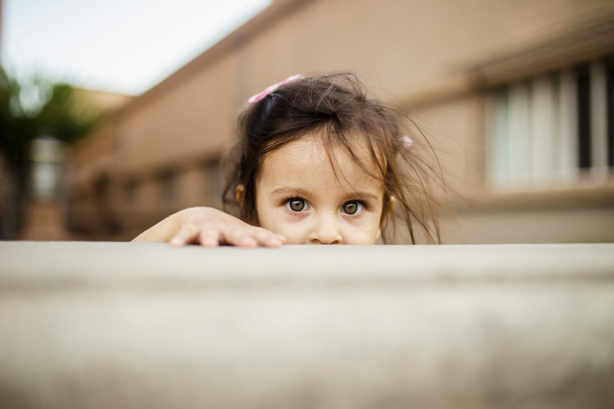 „Atunci când un copil este ferit de orice frustrare și plasat pe un piedestal, se întâmplă asta”, avertizează un psiholog / FOTO: freepik.com @EyeEm