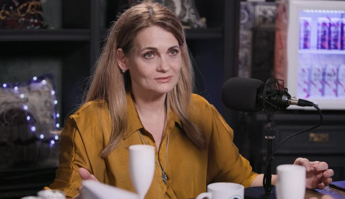 „Cel mai greu lucru ca părinte e să accepți că nu mai ai control”. Elvira Deatcu: „Pe mine asta m-a destabilizat foarte tare” / FOTO: captură video YouTube @JORGE OFFICIAL