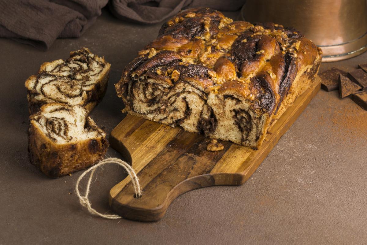 Rețetă de cozonaci pufoși pentru masa de Crăciun! Copiii o vor adora! / foto: freepik.com@freepik