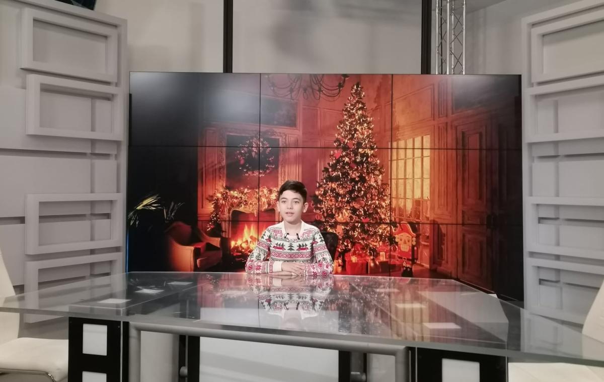  Scrisoarea unui copil de 8 ani din Iași care vrea să îi convingă pe toți că Moș Crăciun chiar există: „Nu avea cum mama să mănânce turta dulce”