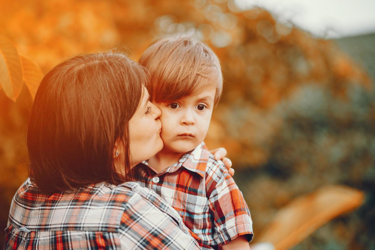 Un medic pediatru a observat „nouă adevăruri dificile” pe care „orice părinte ar trebui să le audă”. Te pot ajuta să crești copii echilibrați și sănătoși / FOTO: freepik.com @prostooleh