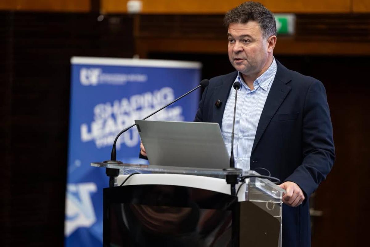 „Voi reflecta asupra propunerii de preluare a Ministerului Educației”, anunță rectorul Universităţii de Vest Timişoara, Marilen Pirtea: „Deciziile vor fi luate după sărbători” / FOTO: Facebook @Marilen Gabriel Pirtea