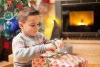 Copiii care primesc prea multe daruri ajung să aprecieze mai puțin: concluzia specialiștilor / foto: freepik.com@eyeem