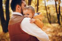 „Dacă vrei ca ai tăi copii să fie apropiați de tine și când cresc, fă aceste 7 lucruri din timp”, avertizează un cercetător în parenting conștient / FOTO: freepik.com @prostooleh