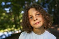 Singurul lucru care, potrivit terapeuților pentru copii, dăunează fericirii celor mici și apare frecvent în familiile care vor ce este mai bun pentru ei / FOTO: freepik.com @freepik