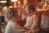 Tradiţii de Crăciun pentru copii: Cum să creezi amintiri memorabile și importanța lor în viața micuților / FOTO: freepik.com @EyeEm