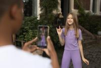 Trendul de pe TikTok „6-7” are rădăcini foarte vechi. „Expresia a folosit-o și William Shakespeare” / foto: freepik.com@freepik