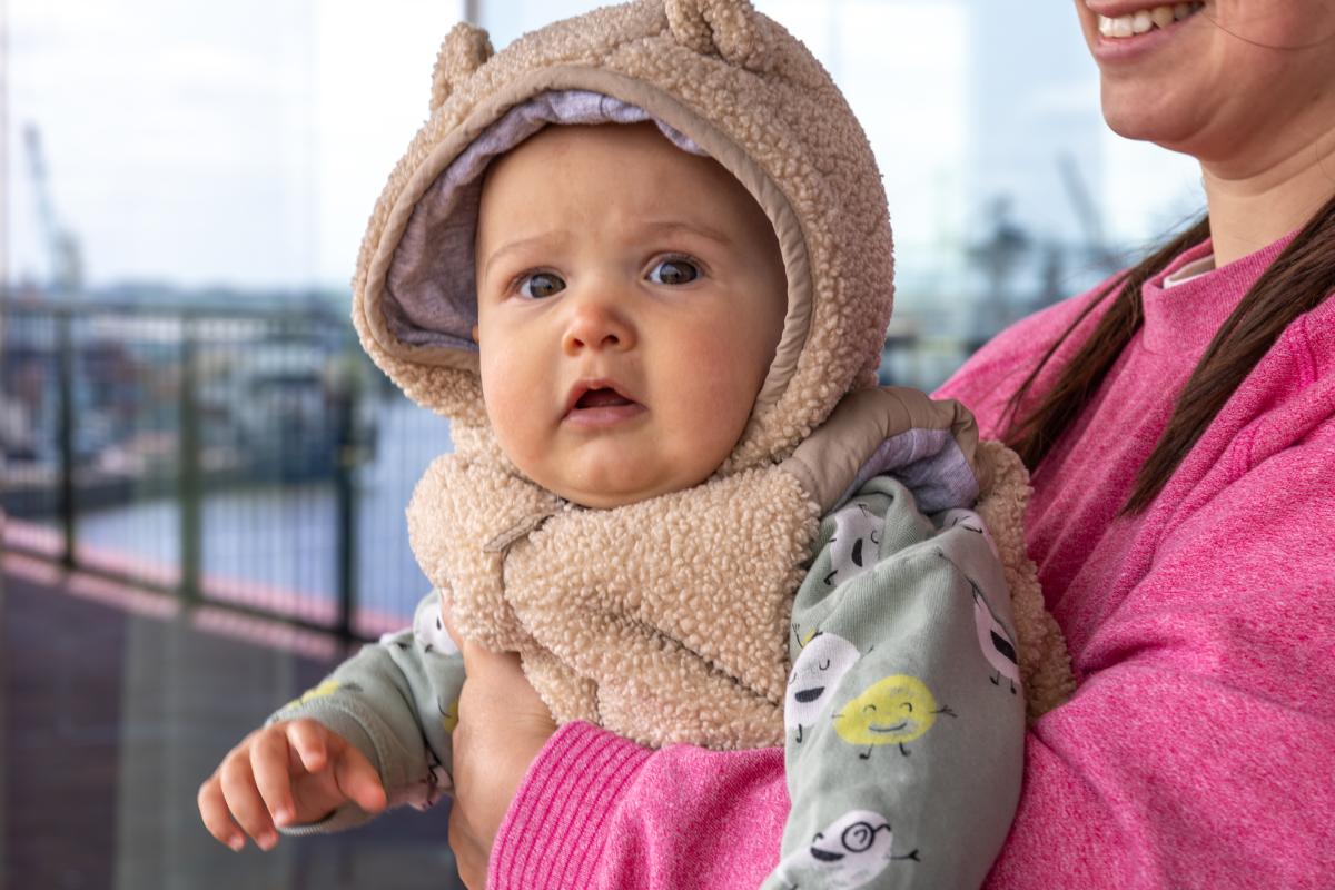 Cele două nume de copii care nu se demodează niciodată, potrivit ChatGPT / foto: freepik.com@pvproductions