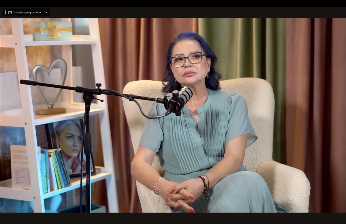 Sfatul Eugeniei Șerban, mama unui copil dependent, pentru părinți. „Este o greșeală foarte mare din partea părinților să facă ASTA” / foto: captură video podcast@mombynicoleta luciu