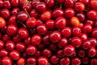 O ladă de cireșe s-a vândut la o licitaţie din Japonia cu 9.850 de euro / foto: freepik.com@User15285612